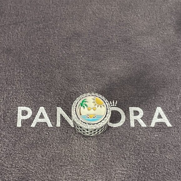 Pandora Engraved Button Charm Swimsuit Cur Charm - Picture 3 of 5